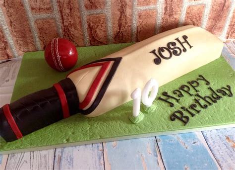 Cricket Bat And Ball Cake By Nanna Lyn Cakes Cakesdecor
