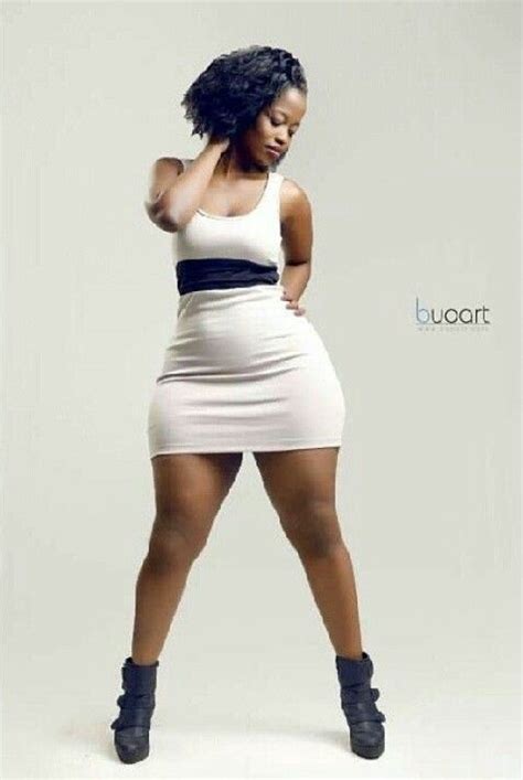 Corazon Kwamboka Black Curves Slim Thick Model