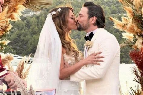Ahmet Kural avukat sevgilisi Çağla Gizem Çelik ile evlendi Bursa 5n1k