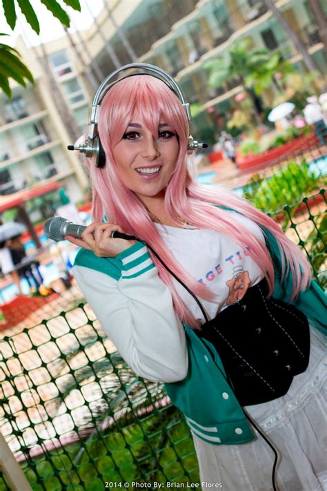 Brian Flores Photography Cosplay Super Sonico Cosplayer Dustbunny