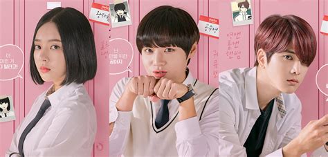 Love revolution tells the love story of the couple gong juyoung and wang jarim while depicting realistically the teen's lives with their love, friendship, study, and dream. Le drama adapté du webtoon « Love Revolution » avec PARK ...