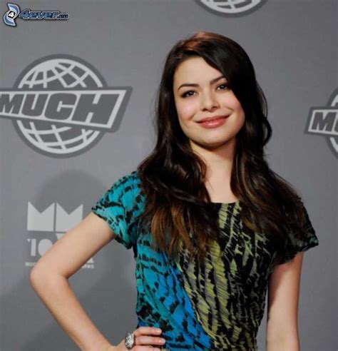 Miranda Cosgrove