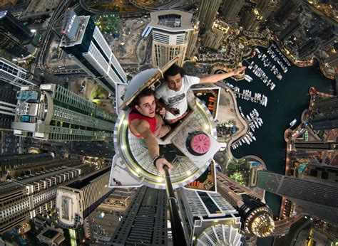Dubai Skyscraper Rooftopping Selfie