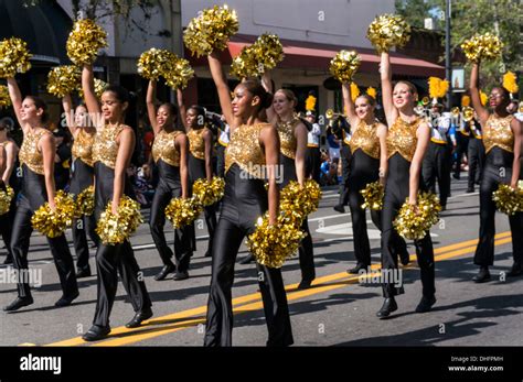 Buchholz High School Marching Band Majorettes Yellow And Black With