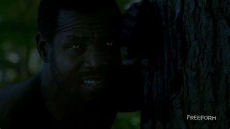 Shadowhunters 2x06 Luke Becomes Werewolf And Attacks Deer Scene Youtube