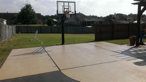 Backyard concrete slab decorating ideas in this try it yourself episode. Nice backyard concrete slab for playing ball.