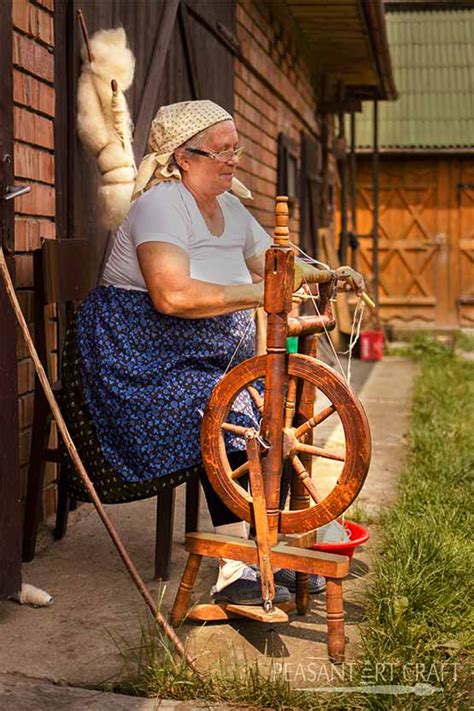 Spinning Chunky Yarn In Maramureș A Thick Wool Weft