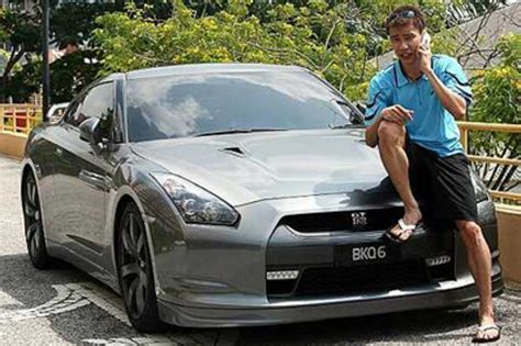 Wish you good luck ! Thank you for your "service" and supercars, Datuk Lee ...