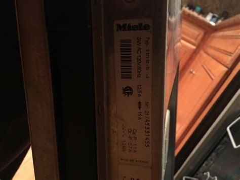 See full list on washingcodes.com Lights 1-5 are blinking on my Miele dishwasher when I ...