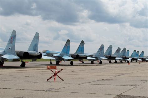 Line Up Of Various Sukhoi Su 27 Tails Chkalovsky 130820 Flickr