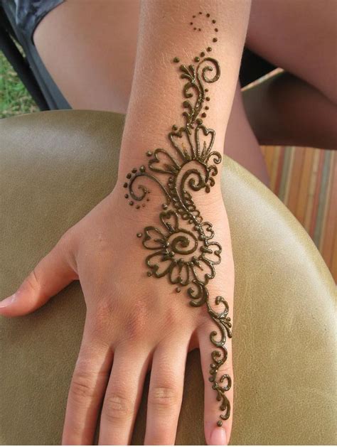 Awesome And Elegant Henna Tattoo Ideas Awesome