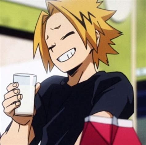 Cumpleaños Kaminari Denki ⚡🎂💯👍👍 Boku No Memes Academia Oficial Amino