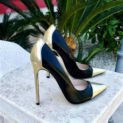 Scarpe eleganti donna e scarpe sportive donna dei migliori brand a prezzi da outlet! Scarpe Da Donna Top Class - Dsquared2 Samurai Sandals High ...