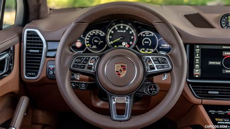 2020 Porsche Cayenne Turbo S E Hybrid Interior Steering Wheel
