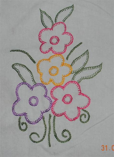 creative-patterns-embroidered-bed-sheet-embroidery