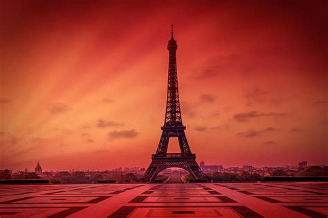 Paris Eiffel Tower At Sunrise Photograph By Melanie Viola Pixels