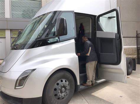 Tesla Semi Trucks Rare Interior Pictures Emerge From Sacramento Ca