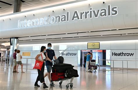 Uk Plans 14 Day Compulsory Quarantine For All Airport Arrivals