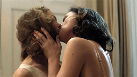 Anna Paquin And Holliday Grainger Nude Lesbian Sex Scene