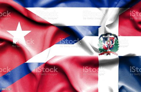 melambaikan bendera republik dominika dan kuba ilustrasi stok unduh gambar sekarang bahasa