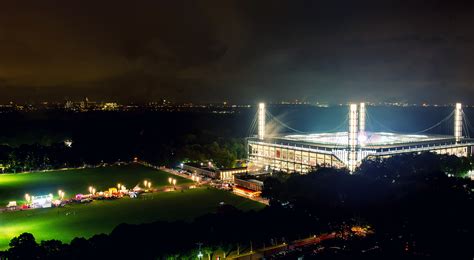 Rheinenergiestadion was built to replace cologne's old müngersdorfer stadion with the perspective of the city being one of the host cities of the 2006 world cup. RheinEnergieSTADION | Vereinigung deutscher Stadienbetreiber