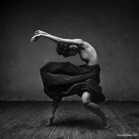 Les Photos De Danse Pleines Dénergie Dalexander Yakovlev