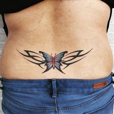 Undefined In 2020 Tramp Stamp Tattoos Tattoos Stylish Tattoo