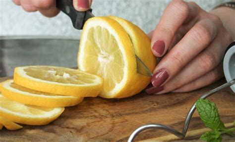 3 Ways To Use Citrus Peels Around The House The Tech Edvocate