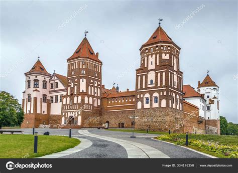 Mir Castle Complex Belarus Stock Photo By ©borisb17 334176358