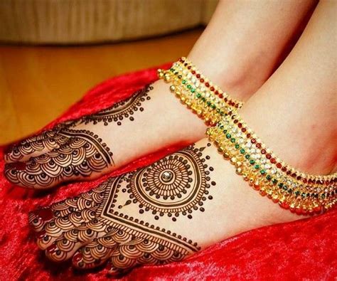 Arabic Mehndi Designs For Legs