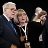 Susie Buffett - Warren Buffett's Daughter - Interviewees - Kunhardt ...