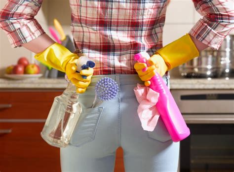 The Lazy Moms Guide To Spring Cleaning