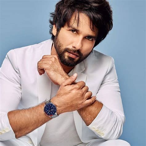 Shahid Shahidkapoor Crunchwood Bollywood Shahid Kapoor Bollywood Actors Photography Poses