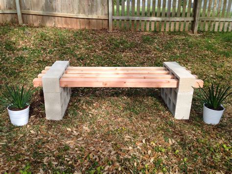 Diy Cinder Block Bench Fab Everyday Diy Bench Outdoor Garden Bench