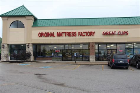 Delivery driver with the original mattress factory. The Original Mattress Factory, 307 Crossroads Blvd, Cold ...