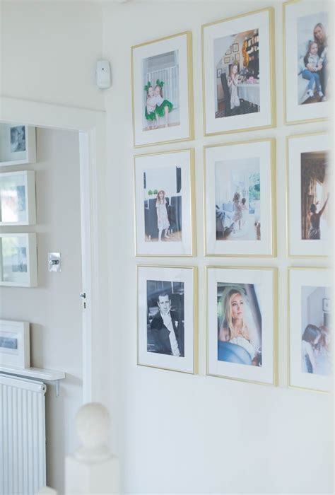 NEW SYMMETRICAL GALLERY WALL WITHOUT NAILS - Finnterior Designer | Symmetrical gallery wall ...
