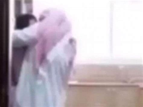 Saudi Woman Caught Her Husband Cheating Faces Jail For Posting Video