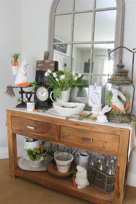 Use these pretty and easy easter decorating ideas to dress up your home for the holiday! Free Easter Printable Hop - Clean and Scentsible