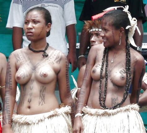 cute ethnic tribal women showing tits collection 192 bilder