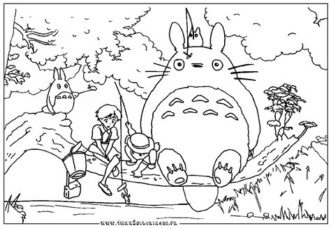 The pages are single sided and aren't terribly thin, but i would use a paper in between pages if you want to use markers. Totoro coloring pages to download and print for free
