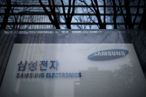 Samsung Posts Record In Q3 Despite Smartphone Struggles Abs Cbn News