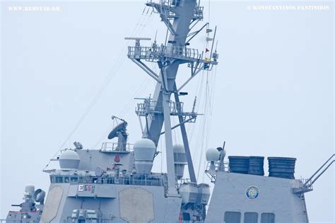 بازتاب رویارویی ناو آمریکایی با قایق‌های تندروی سپاه در خلیج فارسبا
