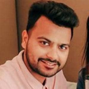 Leave no corner, travel the world. Harsh Gupta - Bio, Family, Trivia | Famous Birthdays