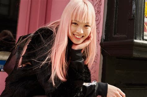 Fernanda Lys Pink Hair Stole The Louis Vuitton Fall 2015 Show Vogue