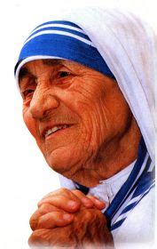 Leggendo questo profilo biografico puoi conoscere anche la filmografia, la bibliografia, la data in cui madre teresa di calcutta nacque, l'età e il giorno in cui morì. Madre Teresa di Calcutta