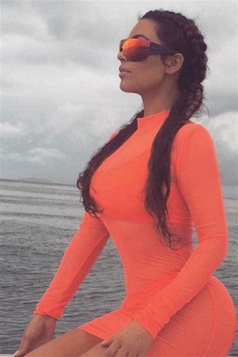 Watch Kim Kardashian Flaunts Her Famous Assets During A Twerk And Jetski Session With Pals Ok