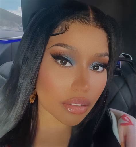 Pop Tingz On Twitter Nicki Minaj Looks Beautiful In New Photo