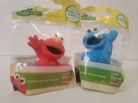 2 Sesame Street Friends Elmo And Cookie Monster Toy Figures Hasbro