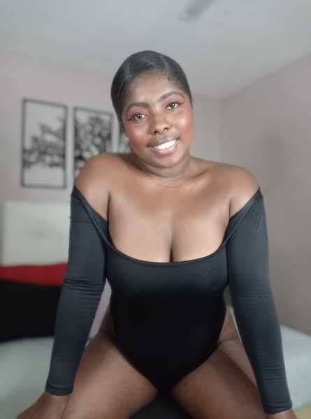 AshantiBM Nude Live Cam Girl Webcam Sex Chat Fapchat