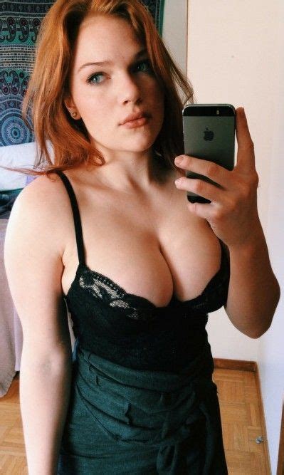 Pin By Drew Gaines On Selfies Gorgeous Redhead Beautiful Redhead I